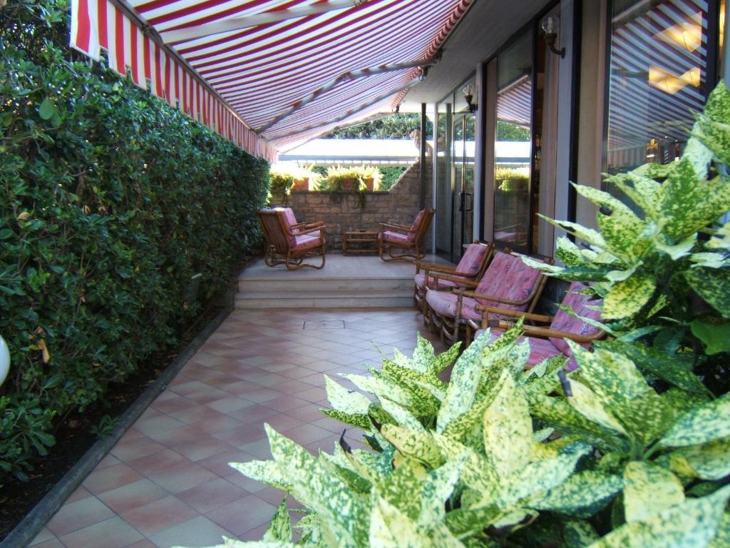 Hotel Matilde Marina di Massa Ngoại thất bức ảnh