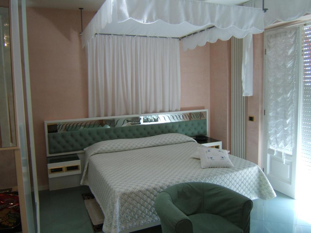 Hotel Matilde Marina di Massa Phòng bức ảnh