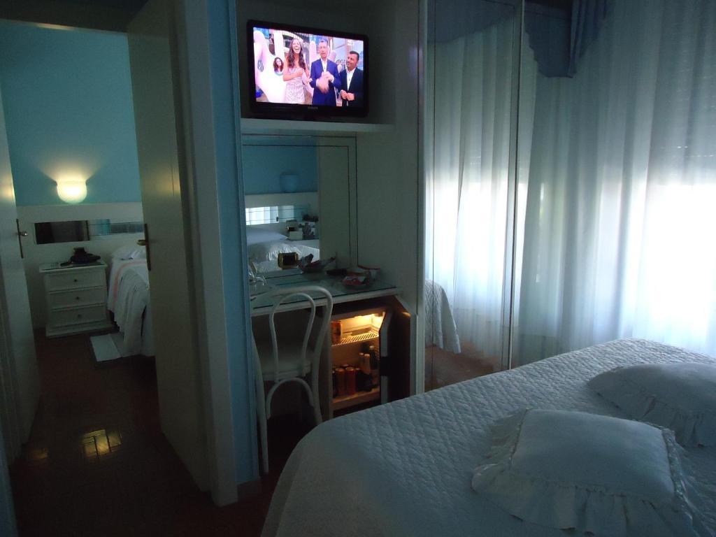 Hotel Matilde Marina di Massa Phòng bức ảnh