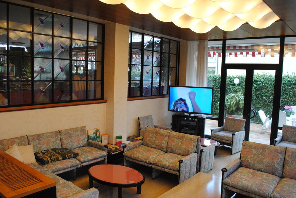 Hotel Matilde Marina di Massa Ngoại thất bức ảnh