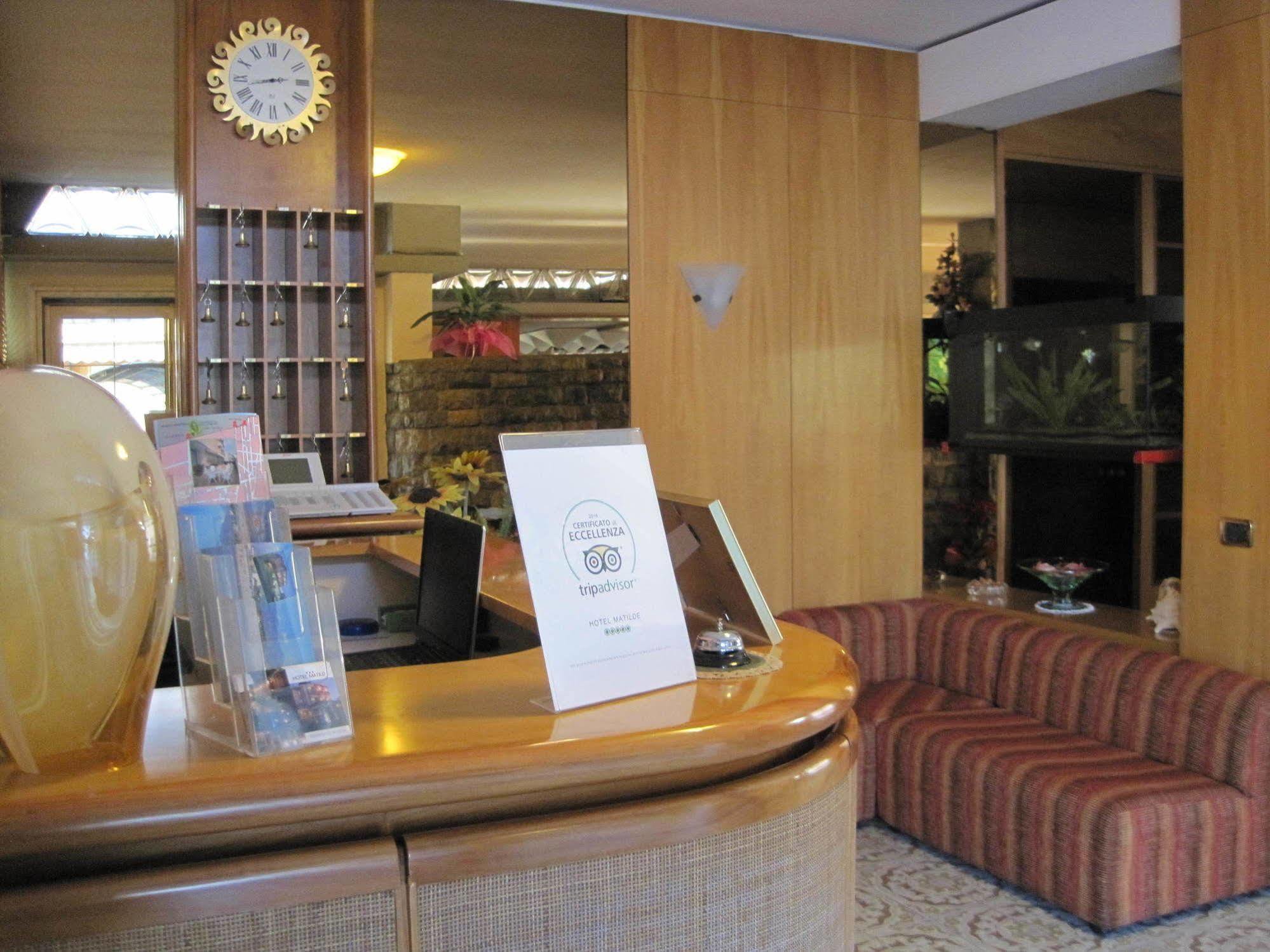 Hotel Matilde Marina di Massa Ngoại thất bức ảnh